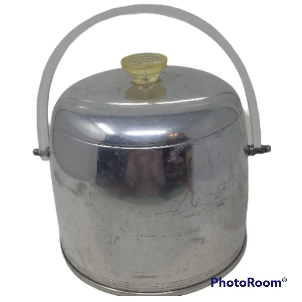 Kromex Vintage Ice Bucket MCM Atomic Aluminum Lucite Handle Knob Barware